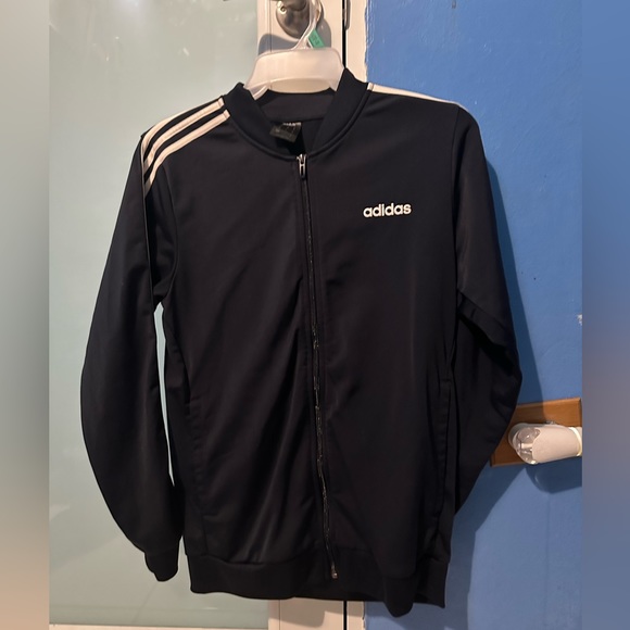 adidas jacket medium - Picture 2 of 3